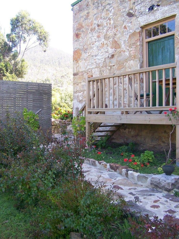 Cleburne Homestead Risdon Экстерьер фото