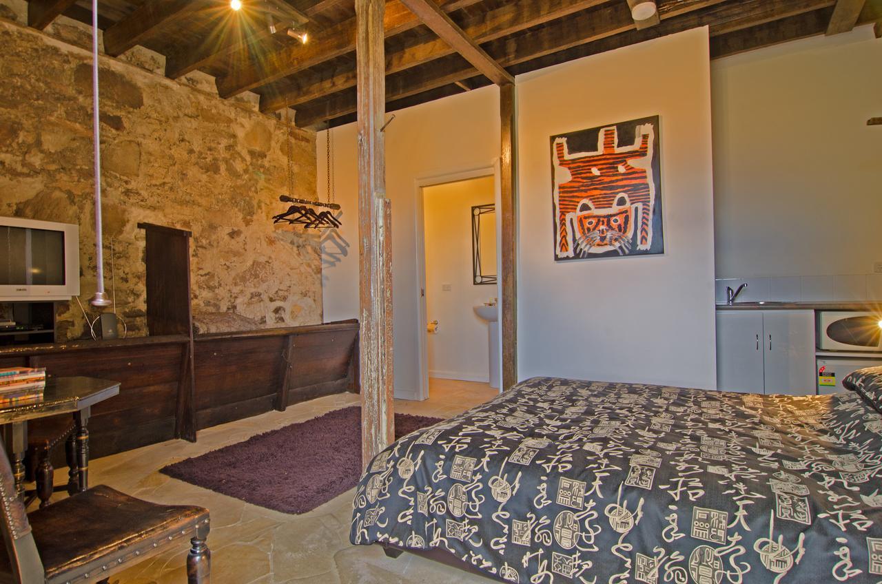 Cleburne Homestead Risdon Экстерьер фото