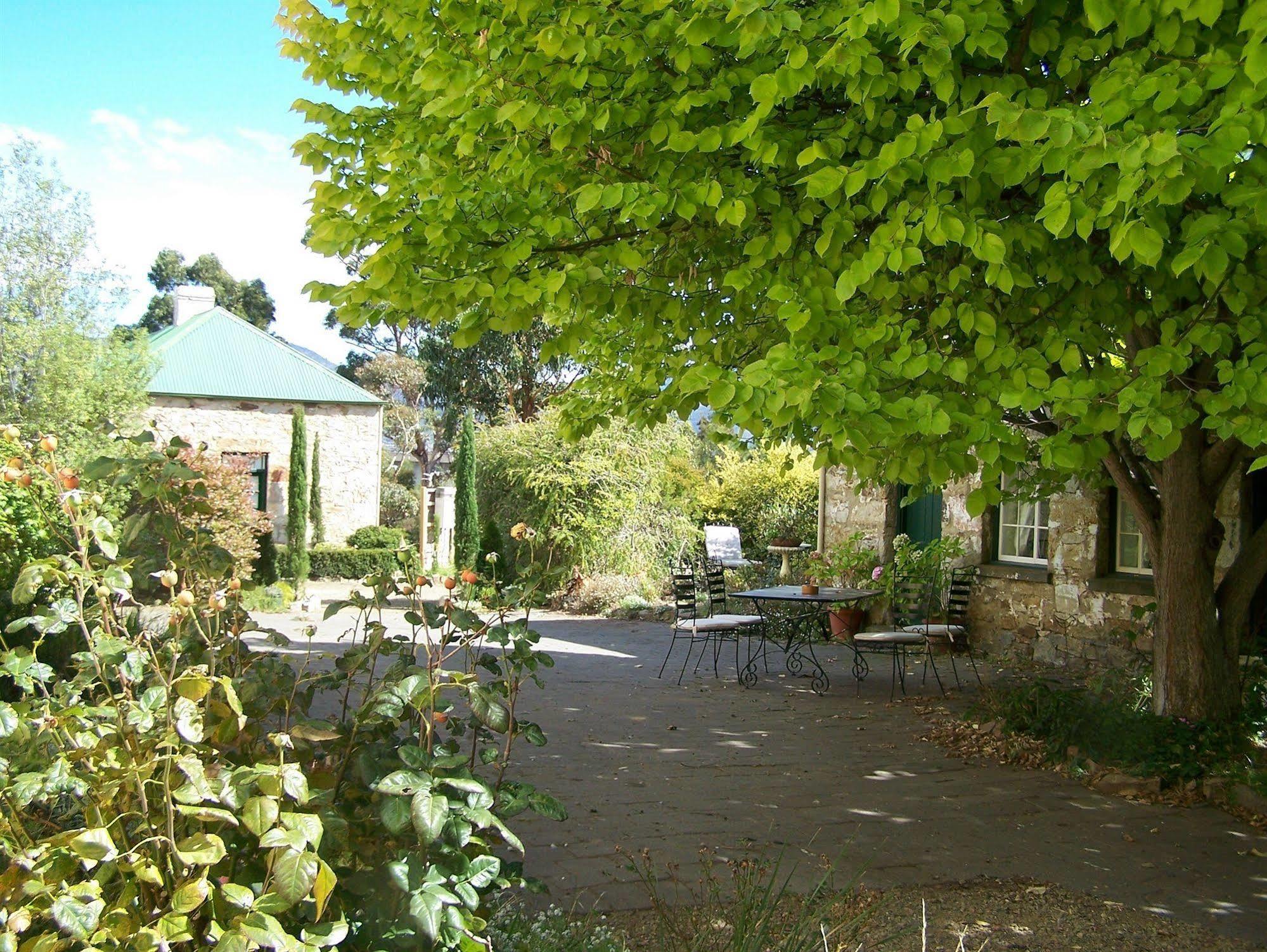 Cleburne Homestead Risdon Экстерьер фото